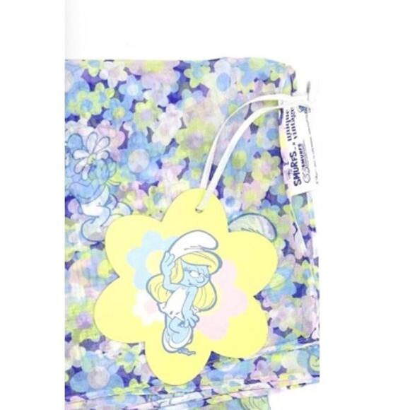 Unique Vintage X Smurfs Floral Print Scarf Rockabilly Accessory Hair Scarft NWT - Picture 2 of 4